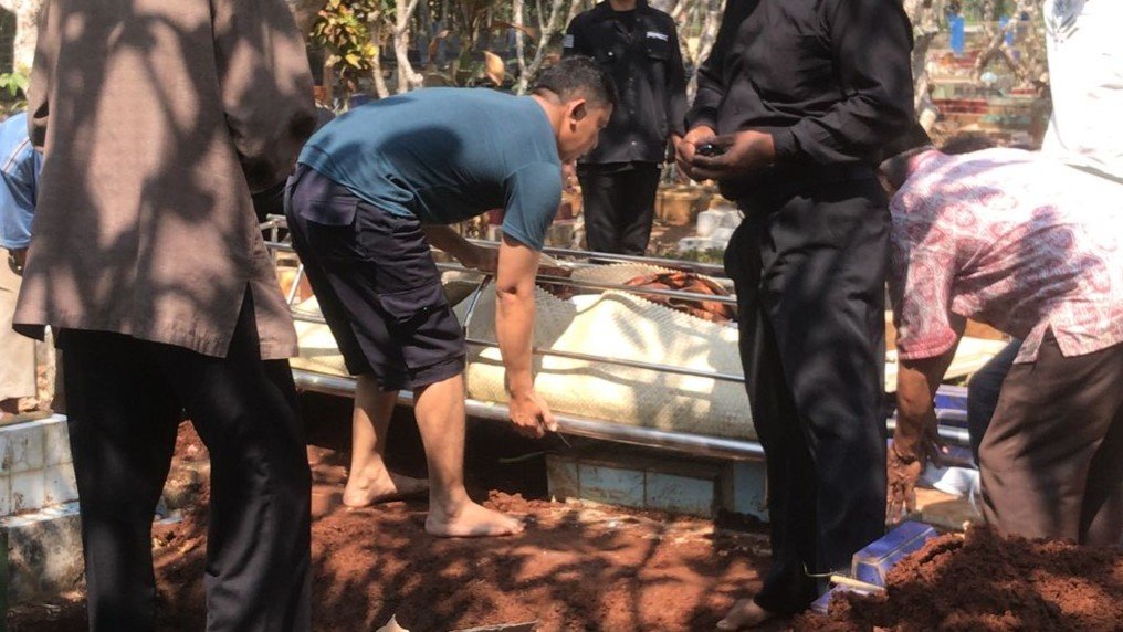 Menjaga Adab dan Keikhlasan dalam Pemulasaraan Jenazah
