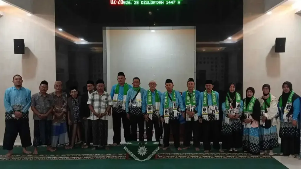 PCM Cakru Lepas 12 Jamaah Haji ke Tanah Suci