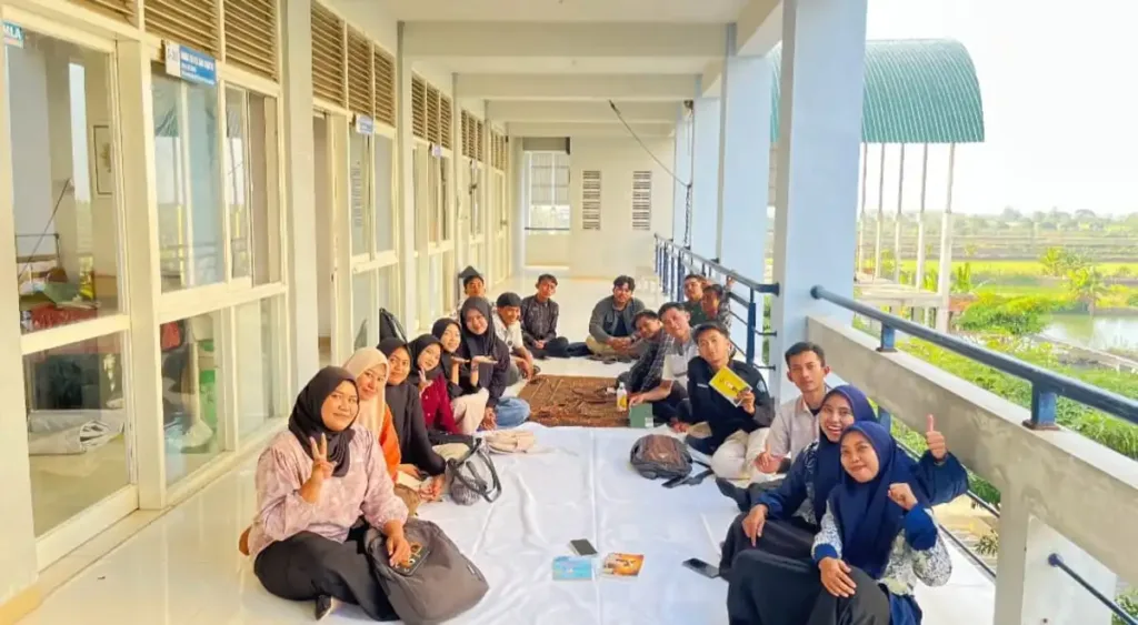 Rapat Evaluasi IMM Al-Iskandariyah Dirangkai Presentasi Buku Etika