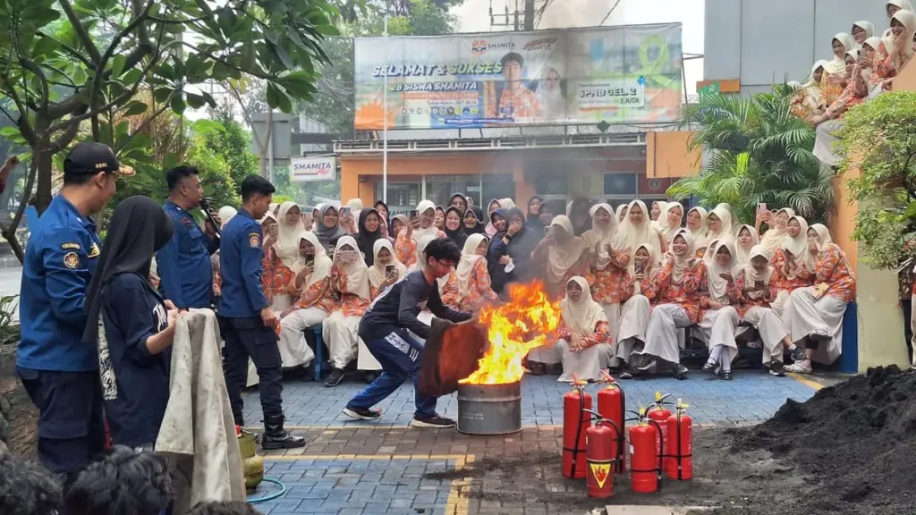 Ratusan Siswa Smamita Ikuti Edukasi Mitigasi Bencana