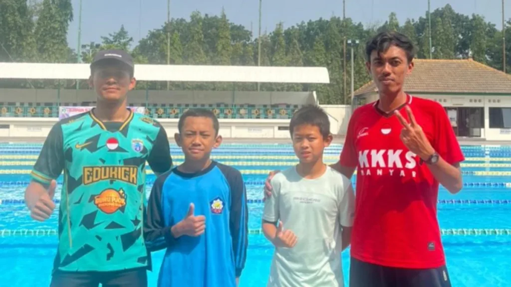Siswa SD Muhammadiyah Manyar Raih Juara III O2SN Renang 2026