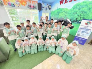 Belajar Sejak Dini Siswa SDMM Menjelajah Teknologi di Dunia Nyata