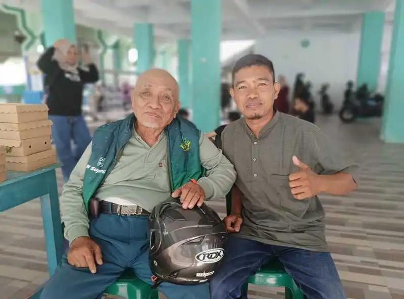 Usia 75 Tahun, Mbah Pardi Simbol Semangat BikersMu Jatim