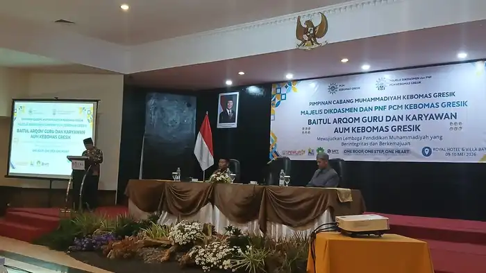 Guru dan Karyawan Majelis Dikdasmen dan PNF PCM Kebomas Laksanakan Baitul Arqam