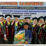 Kado Manis di Ujung Perpisahan, Kenangan Siswa untuk Guru Mamsaka