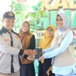 Semarak Milad ke-94, Pemuda Muhammadiyah Surakarta Tanam 94 Pohon di Bantaran Bengawan Solo