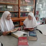Ukir Keberanian, Siswa ACP MAM 1 Paciran Tampil Live Bahasa Arab dalam Ujian Akademik