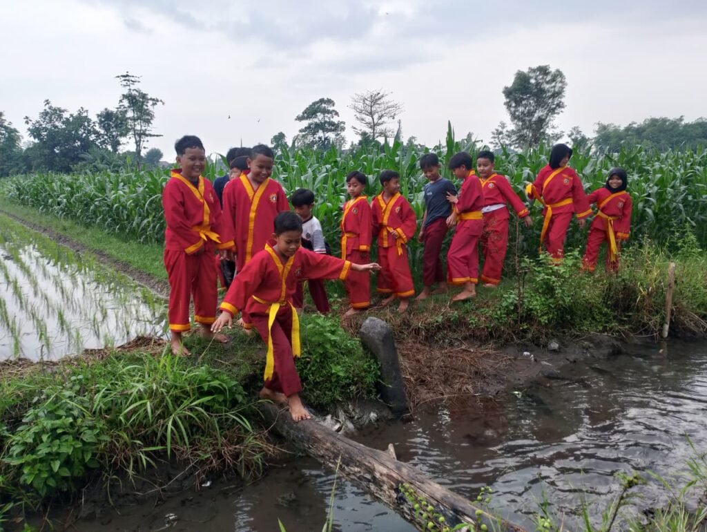 Latihan Alam Tapak Suci MIMSAPA, Tingkatkan Ketangguhan dan Kebersamaan Siswa