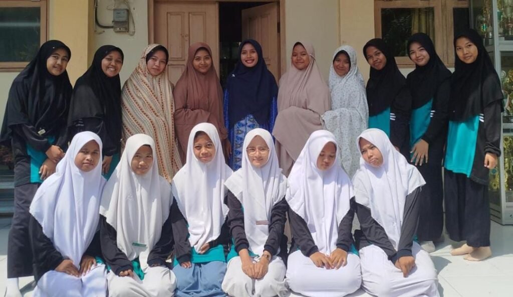 Menjahit Kesabaran di Balik Ujian Praktik PKWU Mamsaka