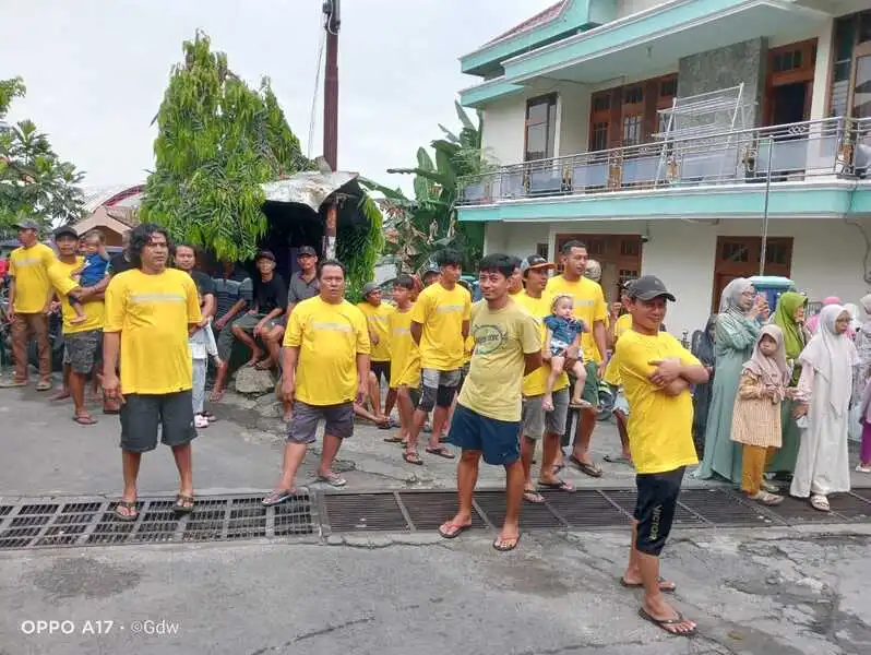 Delapan Ekor Sapi Disembelih di An-Nur, Banjir Darah Tumpah Genangi Halaman Masjid