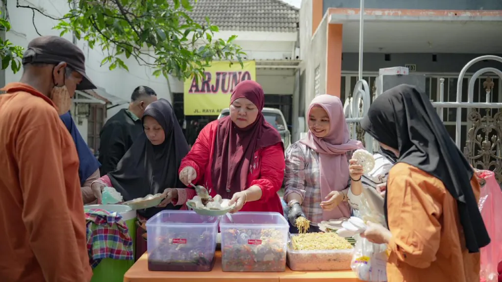Diah Arfianti Ubah Kenangan Lapar Menjadi Gerakan Makan Gratis