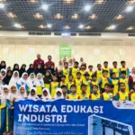 Tumbuhkan Jiwa Entrepreneur, SD MuCES Kunjungi Pocari Sweat