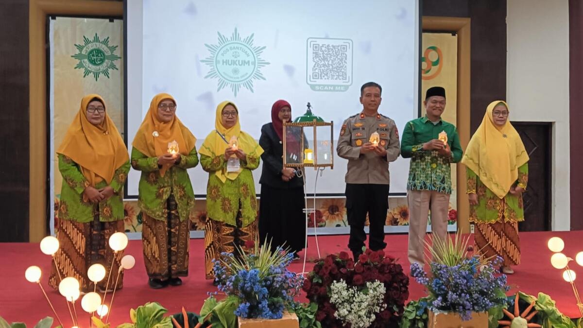 Lentera Digital Tanda Launching Posbakum PDA Gresik di Milad ke-109 Aisyiyah