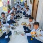 MBG Hadir, Hati Siswa SD Almadany Gembira