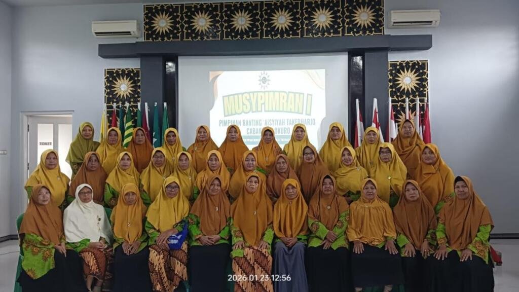 Mengintip Ibu-ibu Sedang Persiapan Peringatan Milad Aisyiyah 109 di Ranting Takerharjo