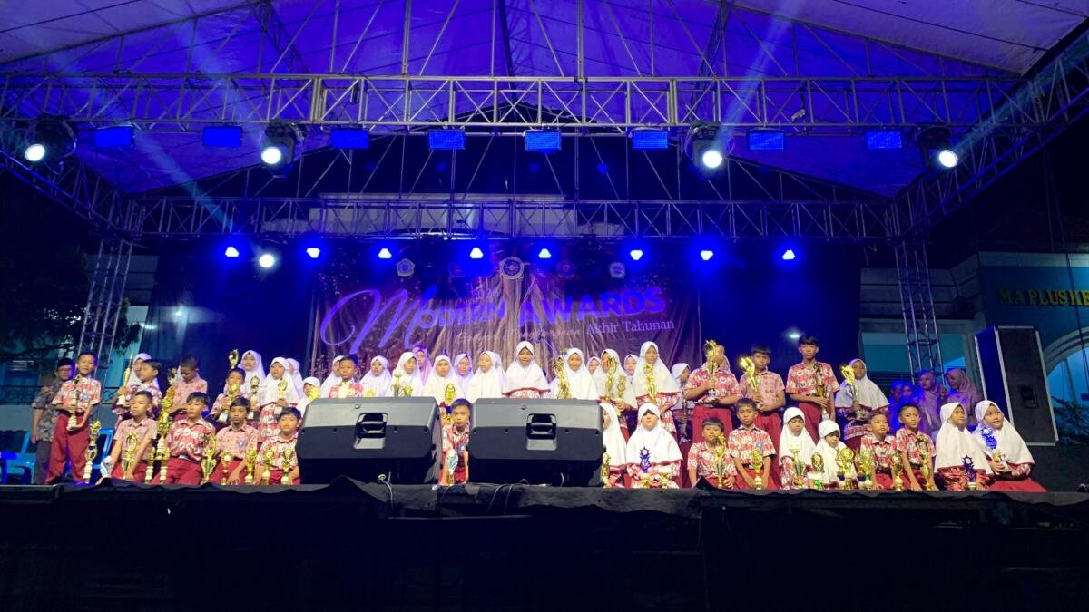 Modern Awards 2026, MIMDA Borong 79 Penghargaan Prestasi Siswa
