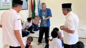 Pengawas Dinas Pendidikan Lamongan Monitoring PSAJ SMPM Jipat Karangasem