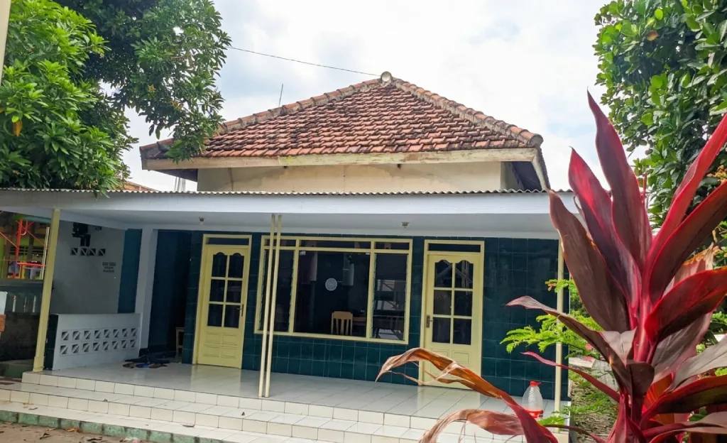 Jejak Wakaf Musholla Putri Kedurus, Dari Inisiatif Dermawan hingga Jadi Pusat Keputrian