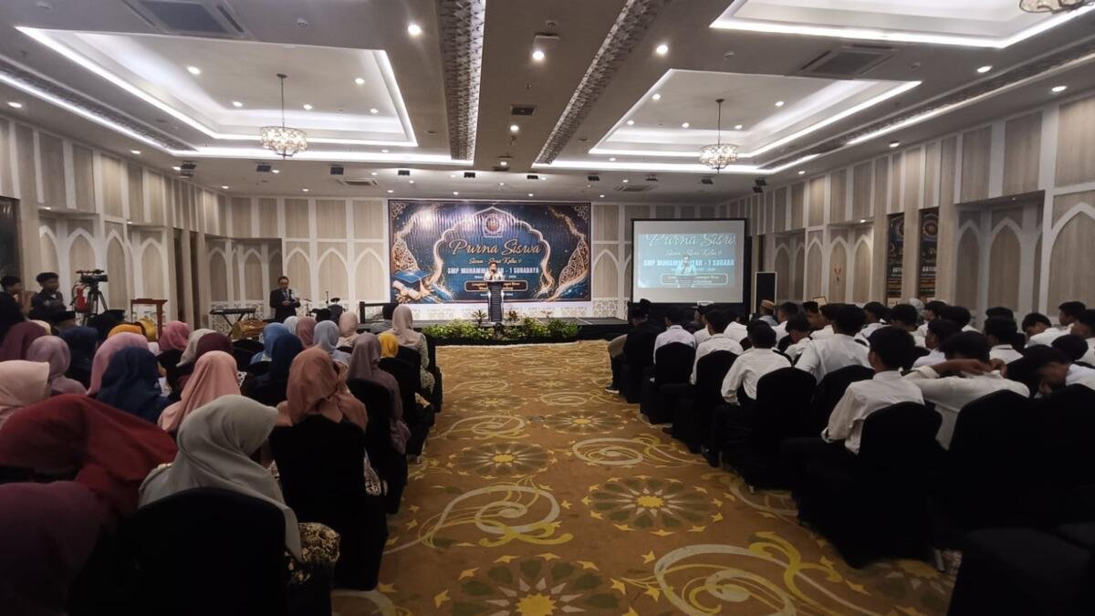 Langkah Baru Menuju Masa Depan, Purna Siswa Spemsa Surabaya Berlangsung Meriah