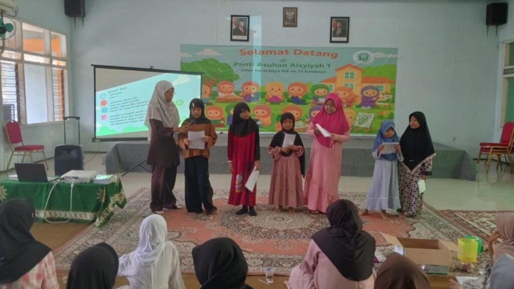 PAY Putri Aisyiyah 1 Surabaya Belajar Seni Menulis Puisi