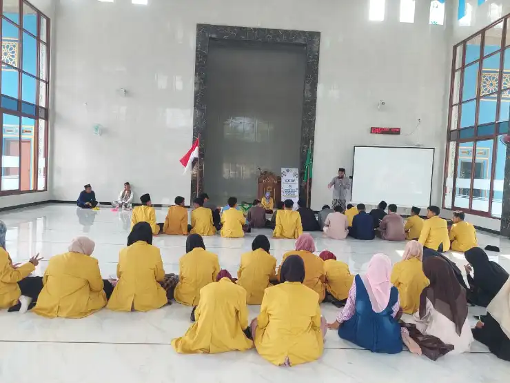 PR IPM SMA Muhammadiyah 10 Sugio Gelar Kajian Motivasi Generasi dalam Rangkaian MABIT