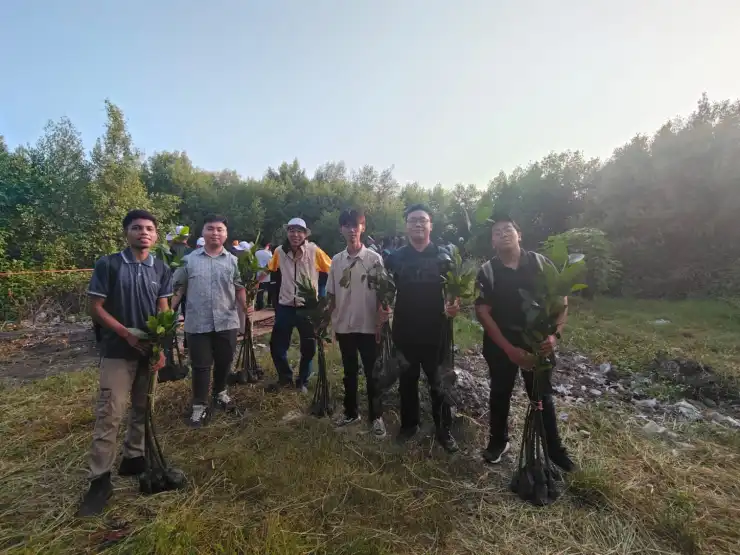 PII Jatim Tanam 3000 Mangrove: Manifestasi Budaya Pembangunan Berkelanjutan