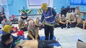 Safety Awareness SMA Muhammadiyah 3 Tulangan, Siswa Diajari Cara Menolong Korban Kecelakaan