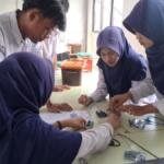 Spem Eight Gelar Ujian Praktik Terintegrasi: Kolaborasi IPA dan Informatika Berbasis STEM