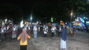 Tak Hiraukan Kilatan Petir, Drumband Emak-Emak Aisyiyah Tetap Latihan Malam Hari