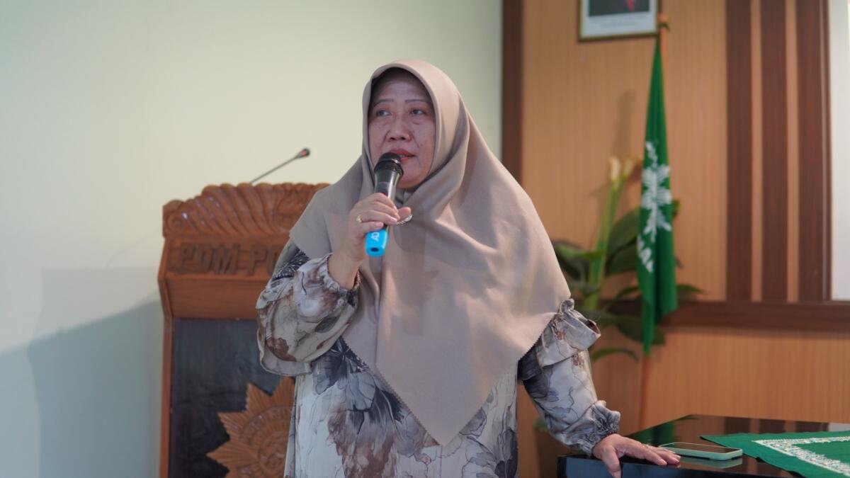 Rekonstruksi Jati Diri Perempuan, Pesan Dra. Niken Lestarini di Ponorogo