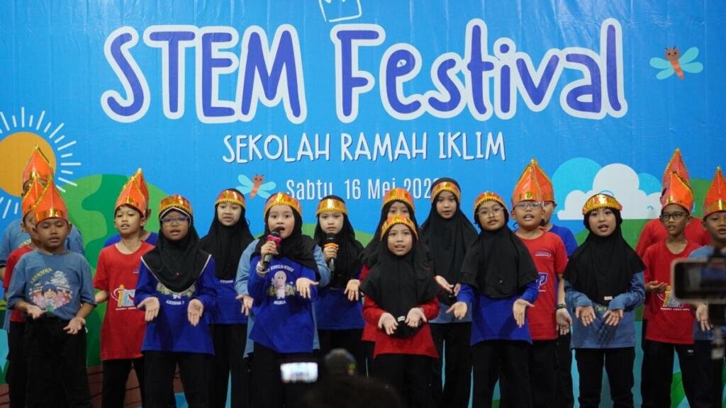 Tujuh Hari Latihan, Siswa Kelas III Tampil Gemilang di STEM Festival Gresmall