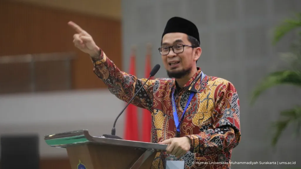 UAH: Niat Menuntut Ilmu karena Allah Melahirkan Keberkahan