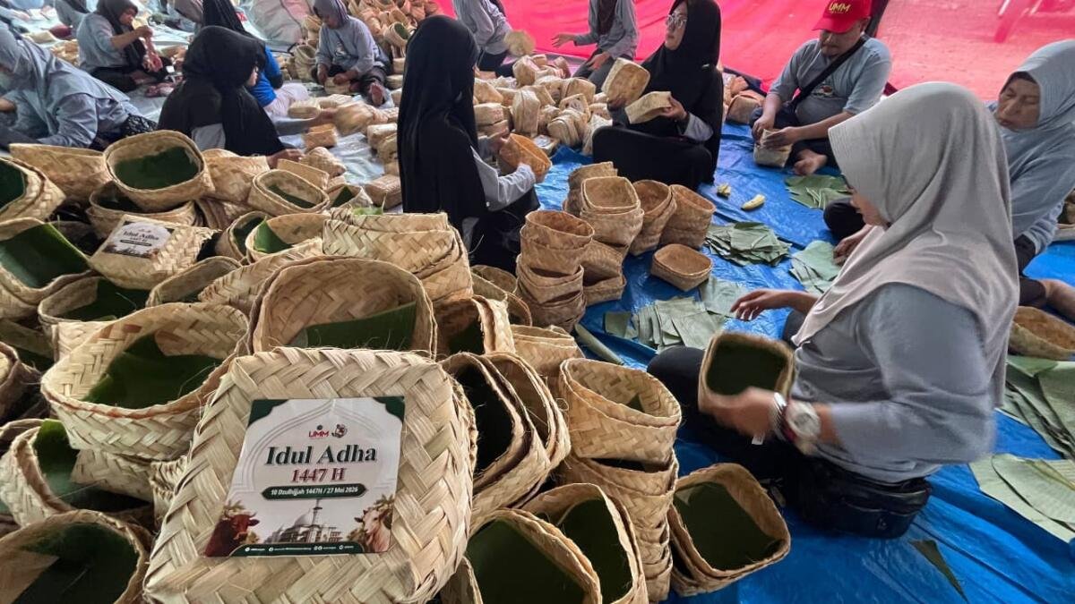UMM Konsisten Terapkan Go Green Dalam Penyaluran Ribuan Paket Kurban