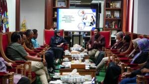 Rektor Umsura Dorong Kebijakan Pendidikan Tinggi yang Lebih Adil