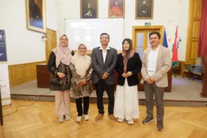 Akademisi UMY Jadi Pembicara Kunci di Konferensi Internasional ICONPO 2026 Hungaria