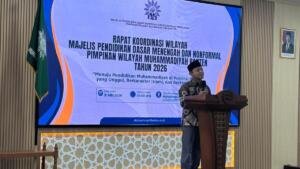 Wamen Fajar Dorong Muhammadiyah Banten Jadi Jembatan Pemerataan Mutu Pendidikan