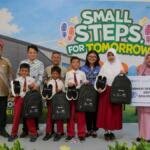 Small Steps for Tomorrow, BYD dan Benih Baik Salurkan Tas serta Sepatu untuk Anak Indonesia