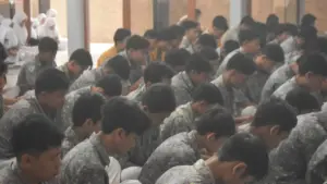 Mamsaka Peringati Hardiknas dengan Shalat Dhuha dan Ngaji Bersama di Masjid