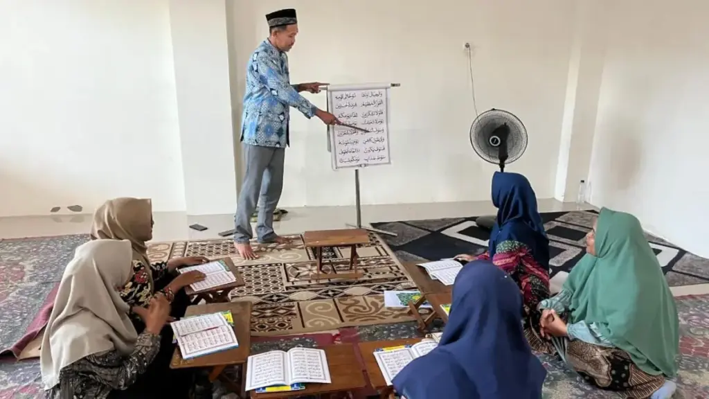 Simfoni Mîm Sukun: Saat Bunyi dan Makna Saling Mengunci dalam Surat Muhammad