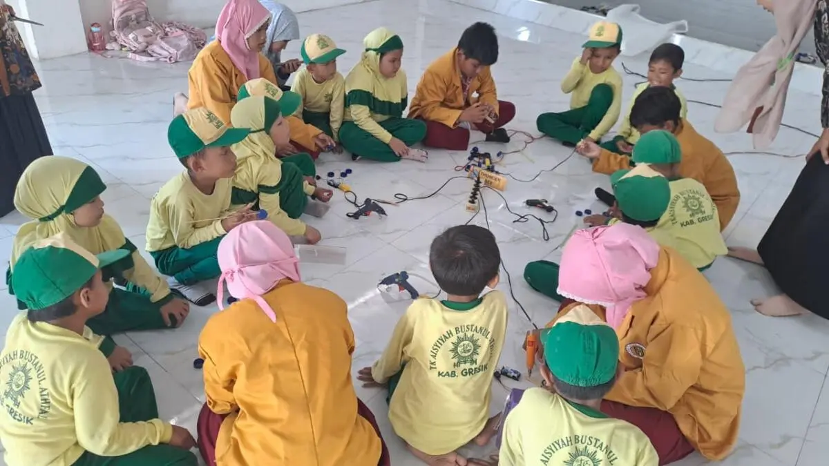 Dari Imajinasi Jadi Aksi, Anak TK Bikin Robot Transformer SD Muhammadiyah Melirang