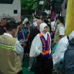 342 Jamaah Haji KBIHU Labbaik Lamongan Tiba dengan Selamat