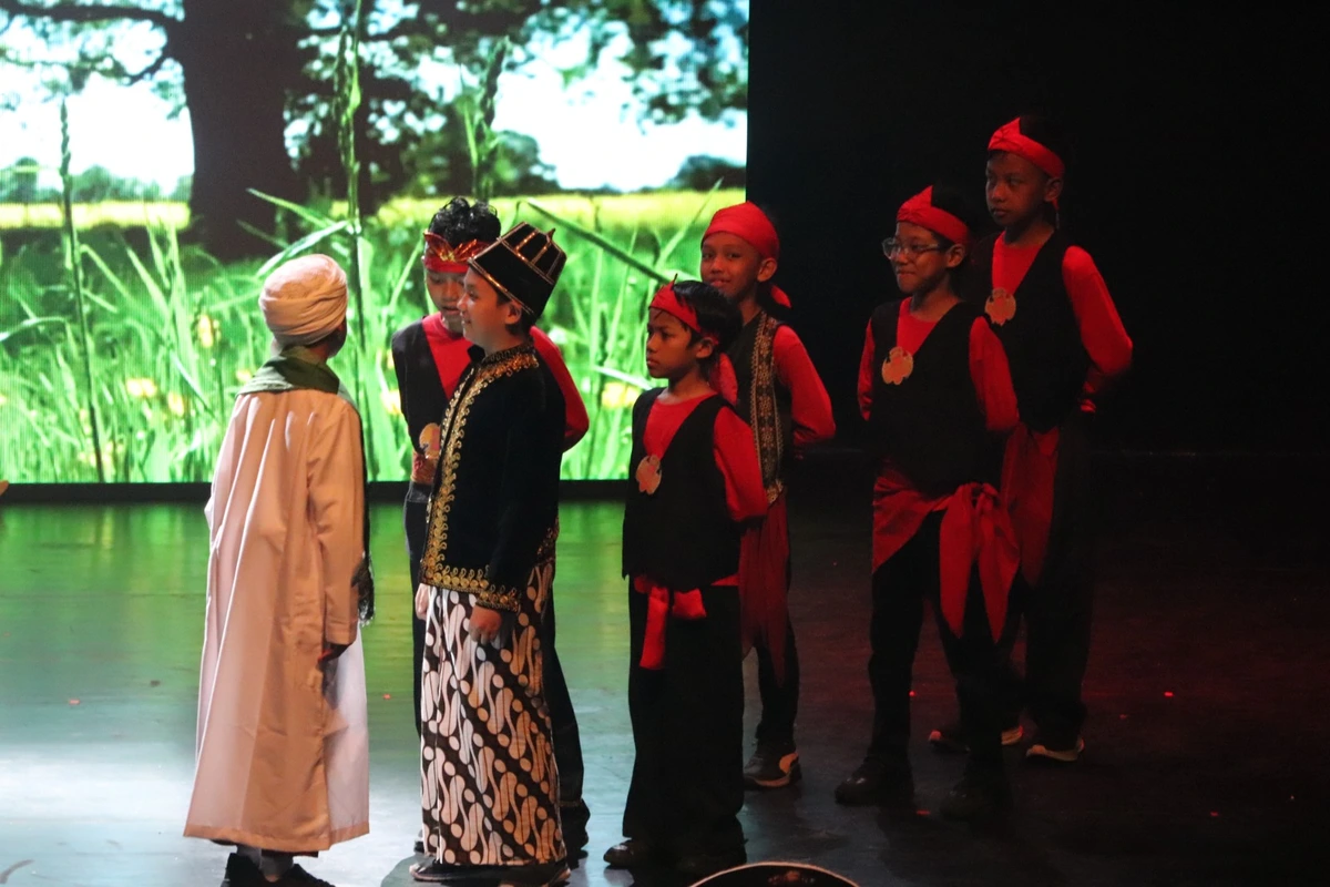 425 Siswa SD Muhammadiyah 24 Surabaya Pentaskan Drama Kolosal Sejarah Islam Berkemajuan (3)