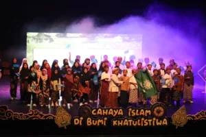 425 Siswa SD Muhammadiyah 24 Surabaya Pentaskan Drama Kolosal Sejarah Islam Berkemajuan