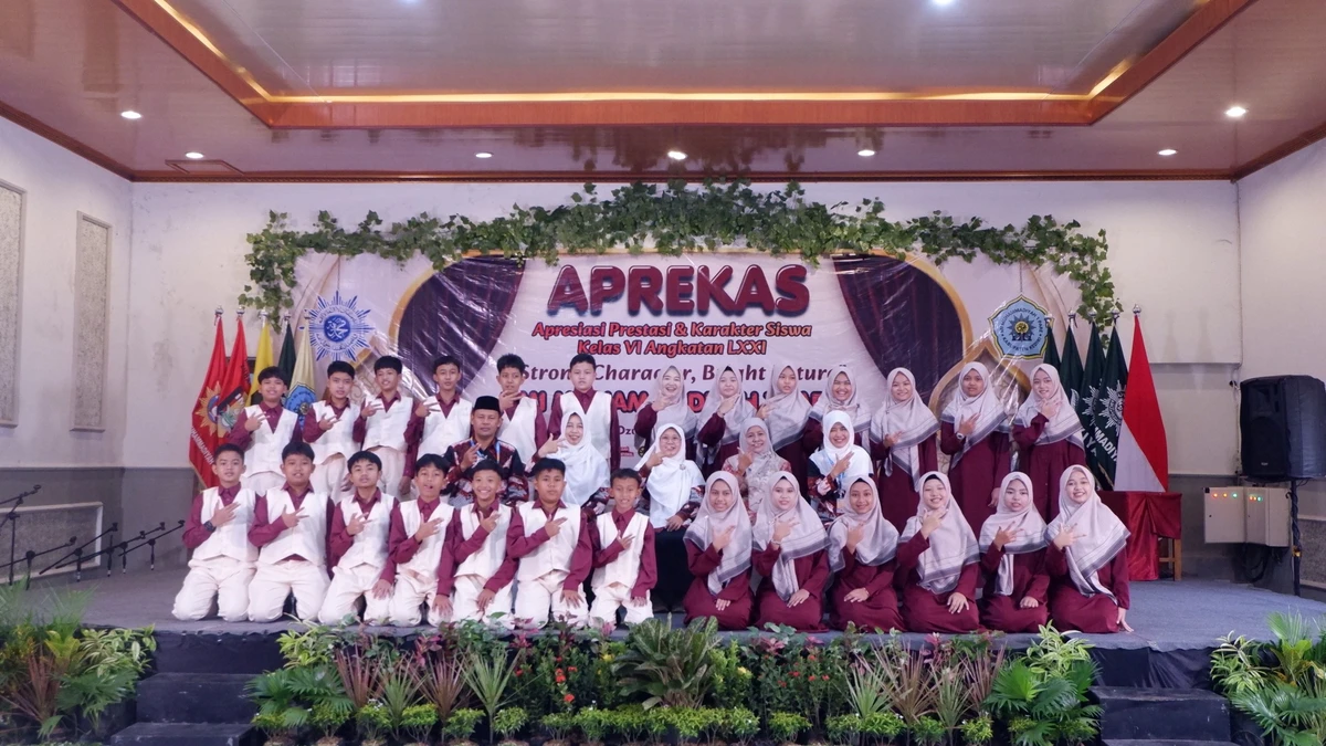 Aprekas Mimsapa Kediri Jadi Ajang Apresiasi Prestasi dan Karakter 123 Siswa Kelas VI
