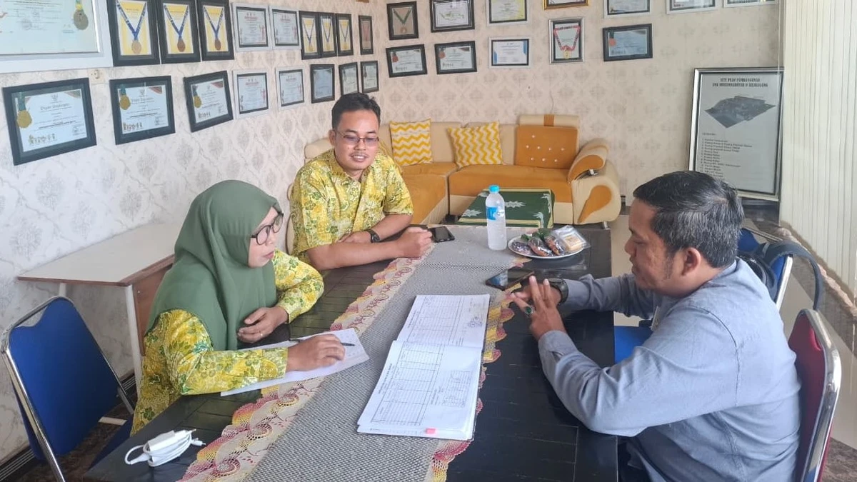 Cabdin Banyuwangi Monitoring PAT Digital di SMK Models