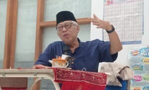 KH Abdul Hamid Muhanan Lc : Berpegang Teguh pada Al-Qur’an dan Al-Hadis Agar Tidak Tersesat