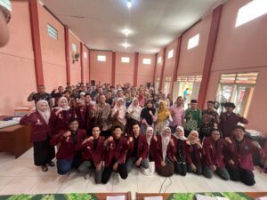 PPK Ormawa IMM Ahmad Dahlan Unimus Luncurkan Program Wirausaha Berdikari di Desa Taruman