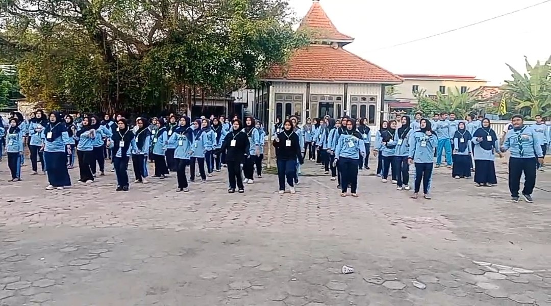 ‎Pagi Disiplin dan Pembinaan Akhlak Warnai Hari Kedua Diklat Jaya Melati 1 HW Lamongan