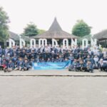 Challenge Berani Berbahasa Inggris di Candi Prambanan Tutup Perjalanan Field Trip Kelas VI