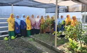 Kebun Edukasi TK Aisyiyah 42 GBA Kebomas‎ Jadi Perhatian Tim Monev PAUD Dasmen PWA Jatim 
